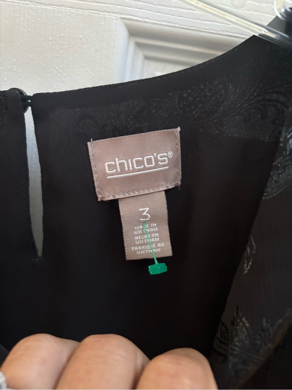 Chico’s Woman’s Black Floral Layer Top Tunic Size 3 (xl/16), EUC - Picture 2 of 4